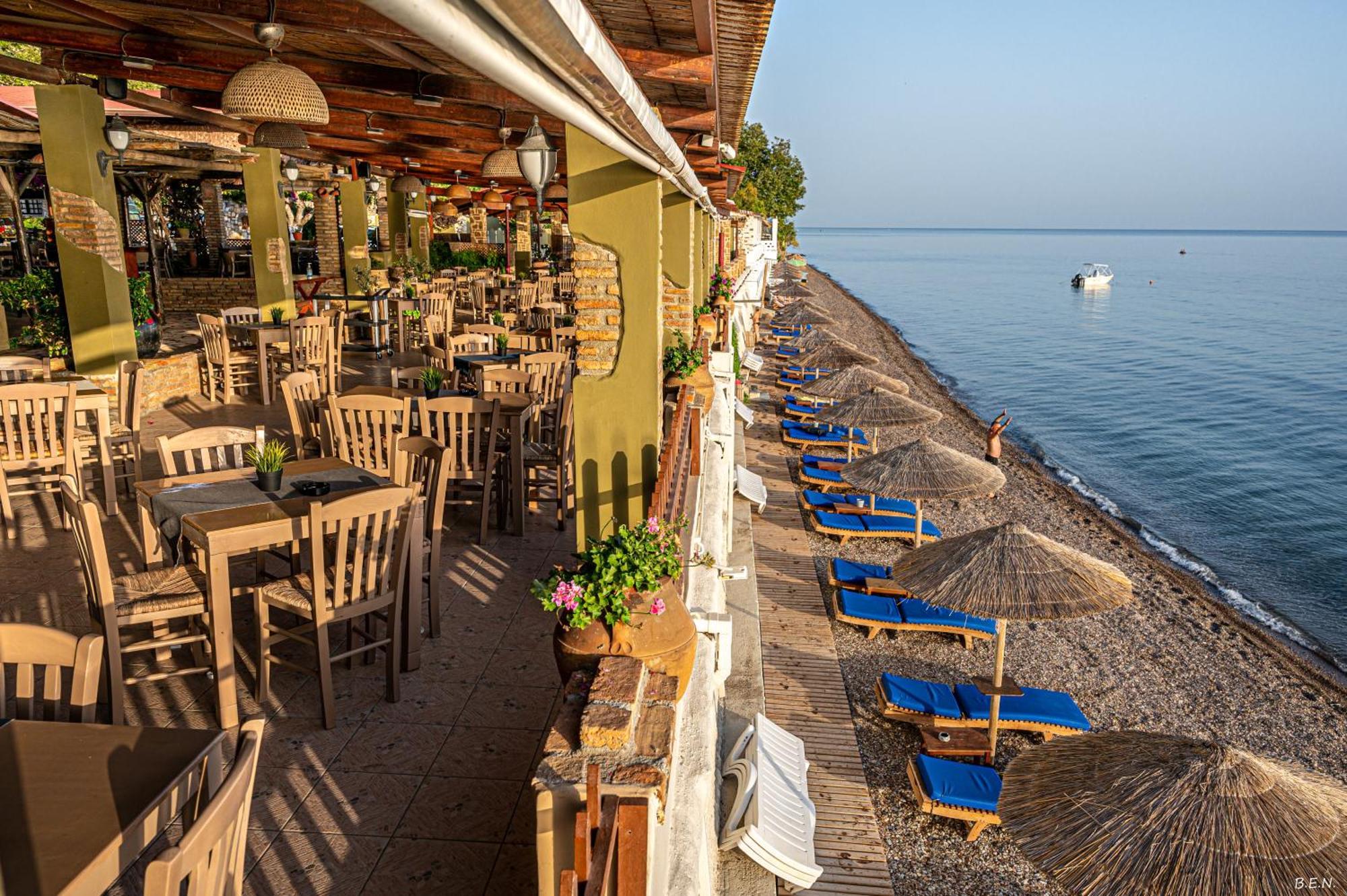 Castella Beach Hotel Alissos Buitenkant foto